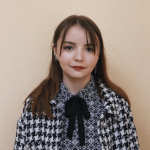Муллагалина-Арина-Аликовна-преподаватель-по-классу-фортепиано